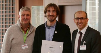 Würzburger Zahnmediziner lieferte besten wissenschaftlichen Kurzvortrag